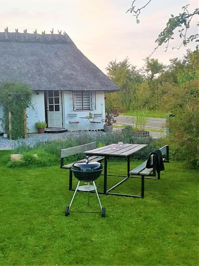 The Whispering Apple Garden Retreat Apartment Morud Екстериор снимка